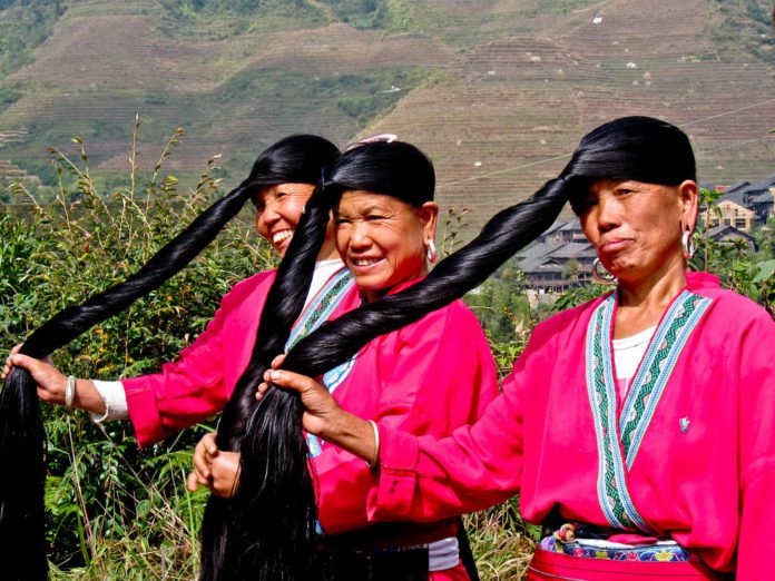 Misterij Yao žena: Nemaju sijede ni u 70-im, bujna kosa duga 2 m – kunu se u OVO!