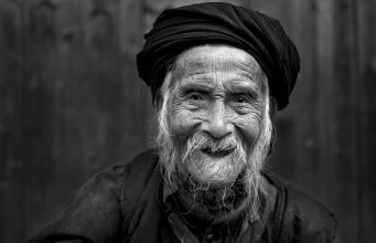 ZAŠTO STE SIROMAŠNI? Priča koja će vam iz korijena promijeniti život… (ČITANJE 1 MIN., MUDROST ZAUVIJEK)