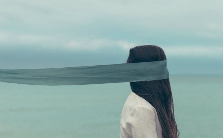 Vazda se bojim da će me udariti auto, a na meni poderane gaće