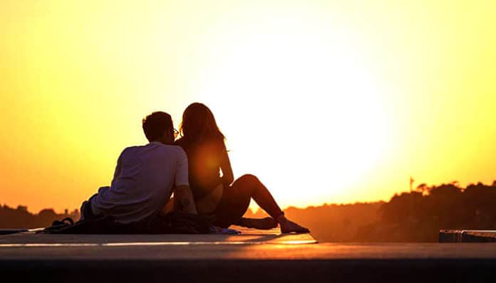 15 znakova da ste u vezi s dobrim čovjekom