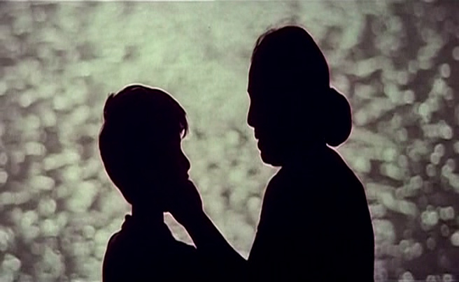 Mora da se zna ko je koga rodio. Vjerujte, stvarno mora.