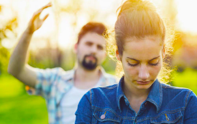 LEKCIJA MUŠKARCIMA: “Ispod časti ti je da opereš sudove, ali nije da ponižavaš ženu”