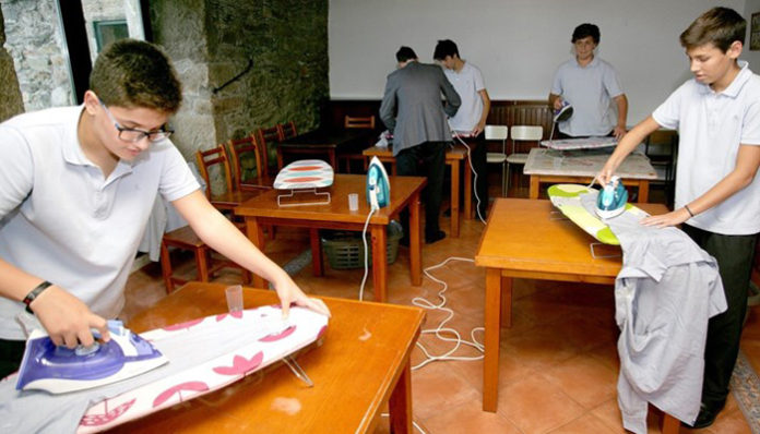 Španjolska škola uvela domaćinstvo za dječake!