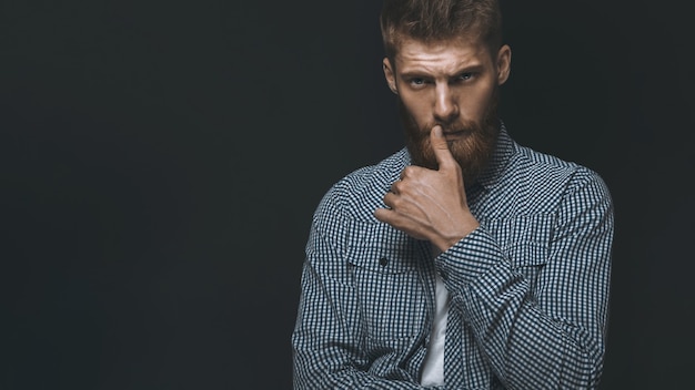 SLABIĆI NE POSTUPAJU OVAKO – Evo kako da prepoznate pravog muškarca koji će uvijek biti uz vas