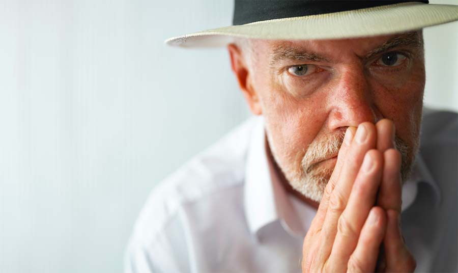 Zašto ne biste trebali pomagati vašoj odrasloj djeci – Pametna misao psihijatra Fredericka