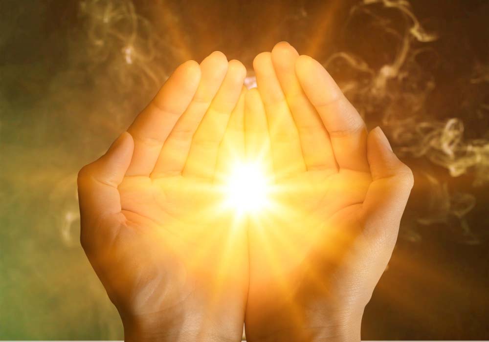 13 nevjerojatnih stvari koje se dogode kada se odmaknete i dopustite Bogu da vas vodi