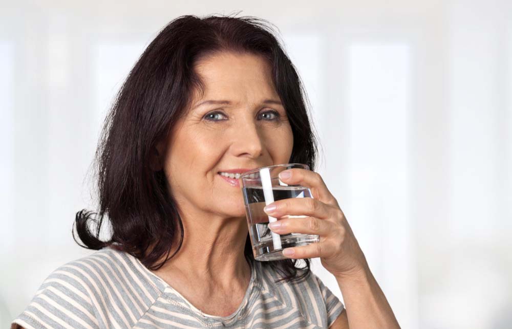 ŽENE U 50. GODINAMA MORAJU DA UZIMAJU 1 MINERAL: Usporava starenje, sprječava bolest – u ovoj hrani ga ima najviše!