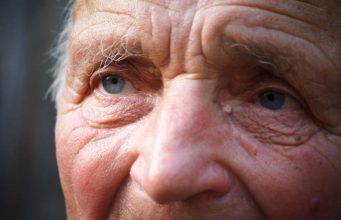 Ne dozvoli drugima da upravljaju tvojim životom – Kako jaki ljudi reaguju na zajedljive komentare