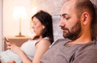 Ne ignorišite ga, ovo je siguran znak da vas partner vara!