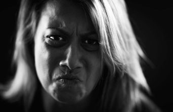 Poruka za ljubavnicu mog muža – “Sram da te bude, nemoj svoju sreću da gradiš na tuđuj nesreći”