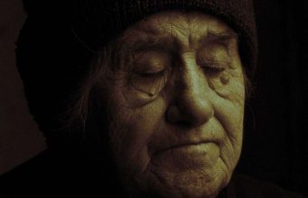 Cijeni svoje roditelje i sad kad su stari, ne znaš kroz kakve su žrtve prošli za tebe – Šta uraditi a da se ne ogriješite