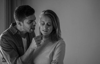 Kada muškarac zamrzi svoju ženu – Kako žena odjednom od kraljice postene vještica?