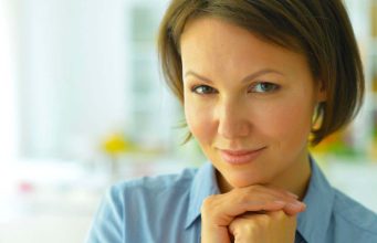 Žene su kao vino – Što starije to bolje: 5 razloga zašto muškarci radije biraju starije žene