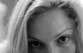 Muškarci ne mogu da odole ovakvoj ženi: Ona je za njih kao magnet