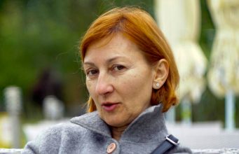 Kako starim, sve više želim miran život bez stresa i drame – 5 važnih lekcija zrele žene