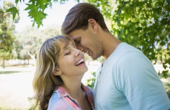 Ako vas muškarac poljubi u ovaj dio tijela, to znači da vas voli svim srcem