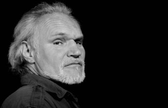 Daješ se, ne cijene. Trudiš se, ne vide. Voliš, ne vole te… tek kad odeš shvate šta su izgubili – Psiholog ističe zašto je to tako