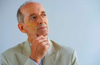 Mi smo zemlja teških seljaka, ali ne onih što kopaju njive, nego onih što GLUME GOSPODU. – Poznati psiholog o današnjem vaktu