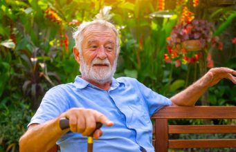 Tajna života je da odvojiš vrijeme za ljude koje voliš, prije nego vas život odvoji jedne od drugih. – Starac otkriva tajnu života