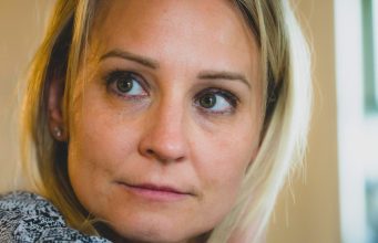 Za sve žene izdane, iskušane i razočarane životom – Poruka psihologa koja daje nadu ženama