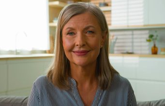 Za miran život treba što manje ljudi i što manje riječi. – Psihologija sreće