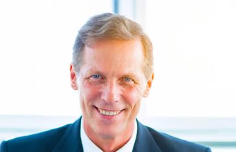 Pismo oca sinu: Traži ženu kojoj možeš da se diviš i pored koje ćeš postati bolji čovjek