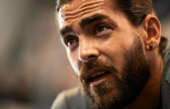 Možda ćeš me vidjeti kako se mučim, ali me nikad nećeš vidjeti da odustajem.