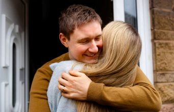 Čuvajte one ljude koji od vas ne traže ništa, a pored kojih imate sve