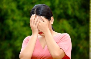 Muž me guši kontrolom. Zahtijeva račun za svaku radnju, izračunava moje vrijeme van kuće – Ispovijed žene