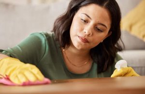 Neprimjetni poslovi svake majke: Dočeka vas večera i uredan dom, a vi nas pitate što smo umorne