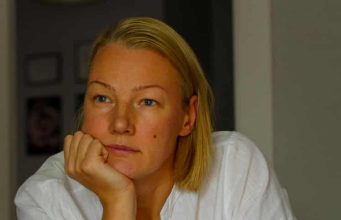 Ženo, nemoj da ti je svejedno. Od toga se čovjek nikad ne oporavi. – Mudrost koju bi svaka žena trebala znati