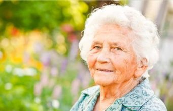 Sreća je gledati majku kako se smije