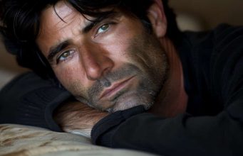 Kad je brak u krizi kukavice bježe: 5 razloga zašto se neki oženjeni muškarci zaljube u drugu