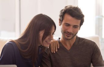 Varam li supruga ako sam bliska s radnim kolegom? Evo šta bračni savjetnik kaže