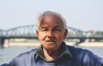 Ljudi bez karaktera i stida nikad ne priznaju kad pogriješe nego uvijek krivicu svaljuju na druge