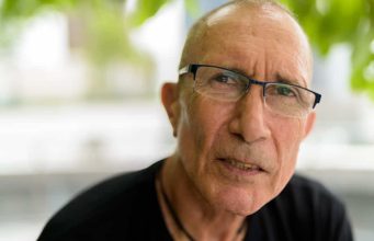 Psiholog savjetuje: Nikada se ne raspravljaj budalama, budale treba zaobilaziti u širokom luku.