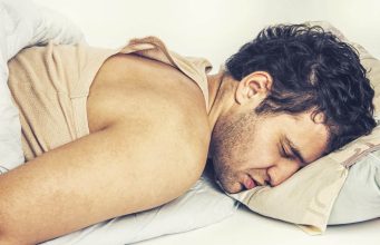 Muškarci, ne ignorišite ovih 5 znakova – oni otkrivaju da ste loši u krevetu
