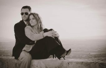 Zašto svaki muškarac pada na ženu koja mu može dati ove tri stvari?