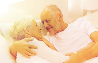 Najveća zabluda o intimnim odnosima poslije 50-te – ovo prave istina