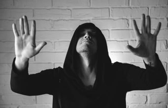 7 znakova zla koji govore da se nekome ne sviđate (ovo se ne može prikriti)